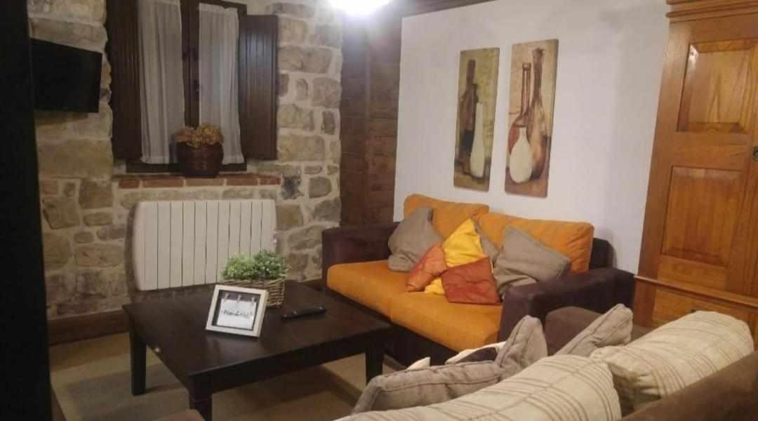 La Gesta Picos De Europa Villa Poo  Exteriör bild